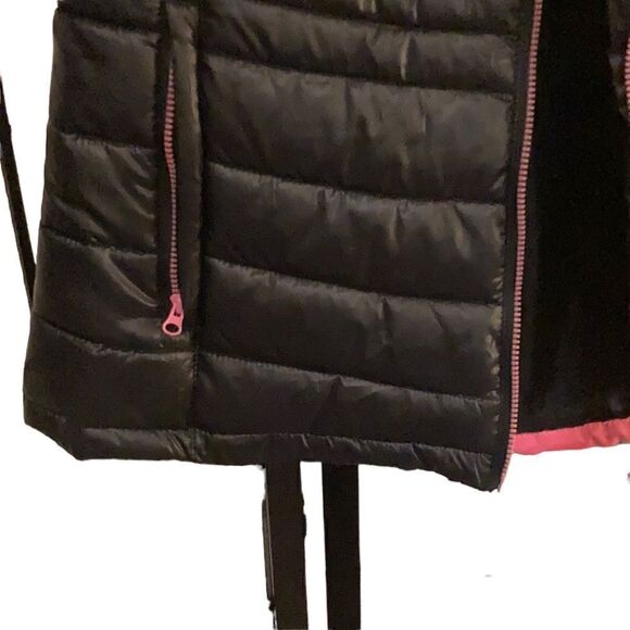 FILA Black Puffer Jacket with Breast Cancer Awareness Pink Ribbon on Sleeve - Picture 3 of 7